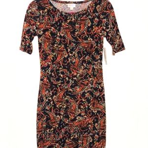 LuLaRoe Julia Dress NWT
2nd Pic Size Chart